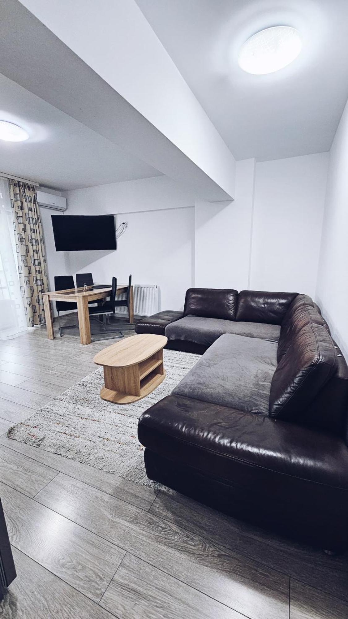 Apartament Dem Radulescu 3 Camere! Râmnicu Vâlcea Екстериор снимка