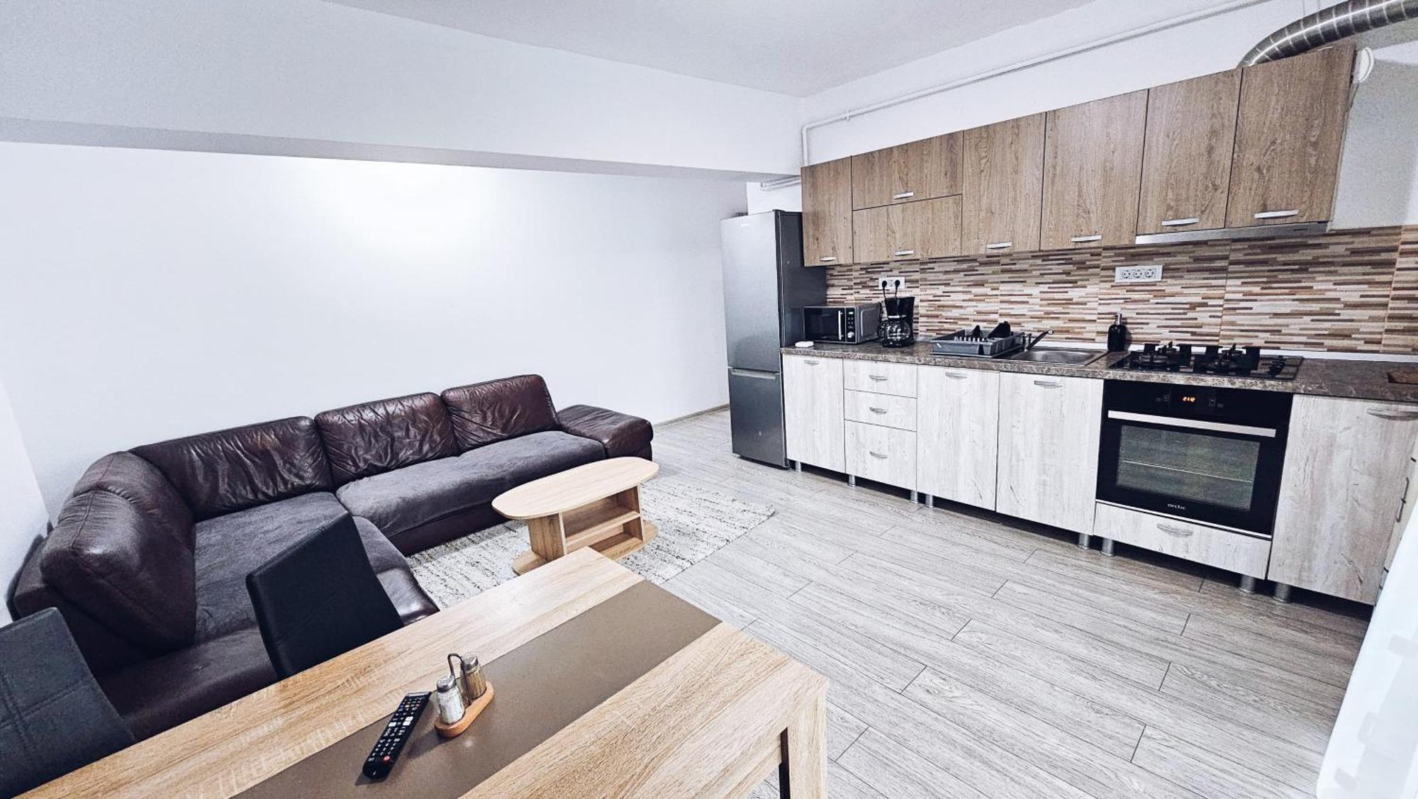 Apartament Dem Radulescu 3 Camere! Râmnicu Vâlcea Екстериор снимка